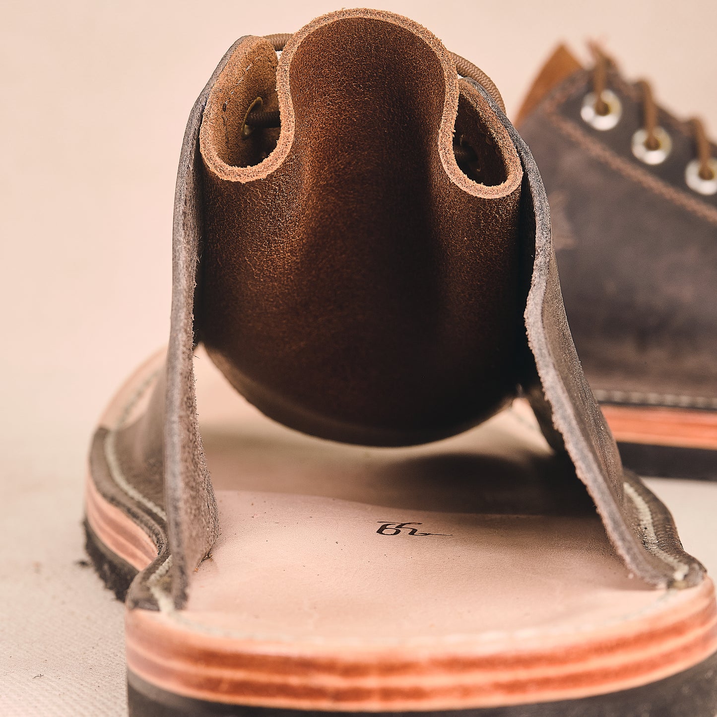 LakeSide Slide - Leather Sandal