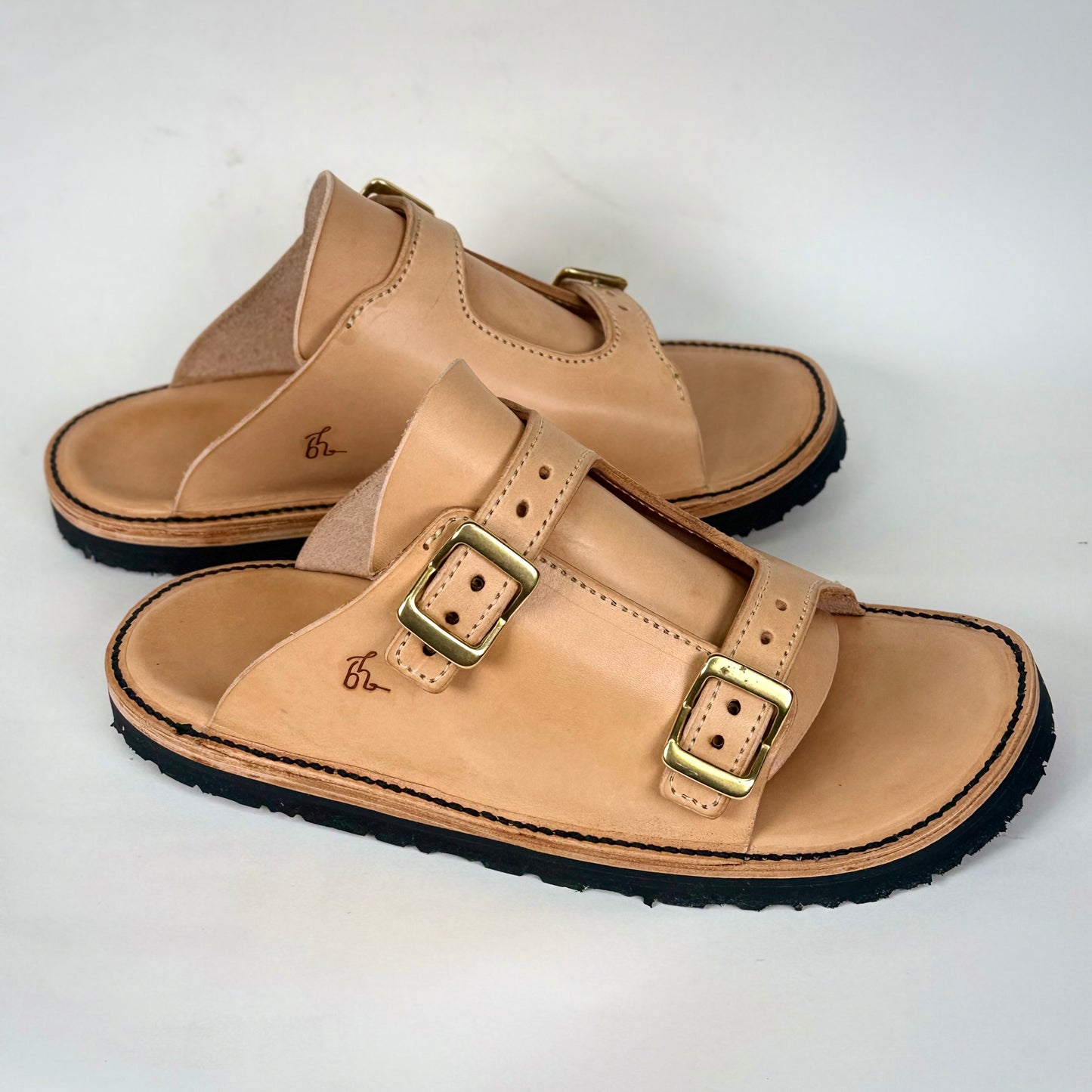 LakeSide Slide - Leather Sandal