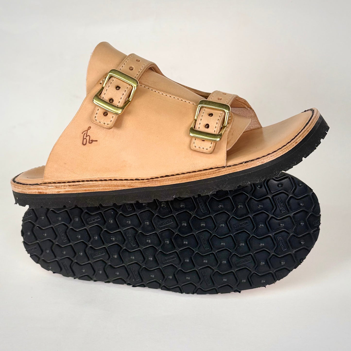 LakeSide Slide - Leather Sandal