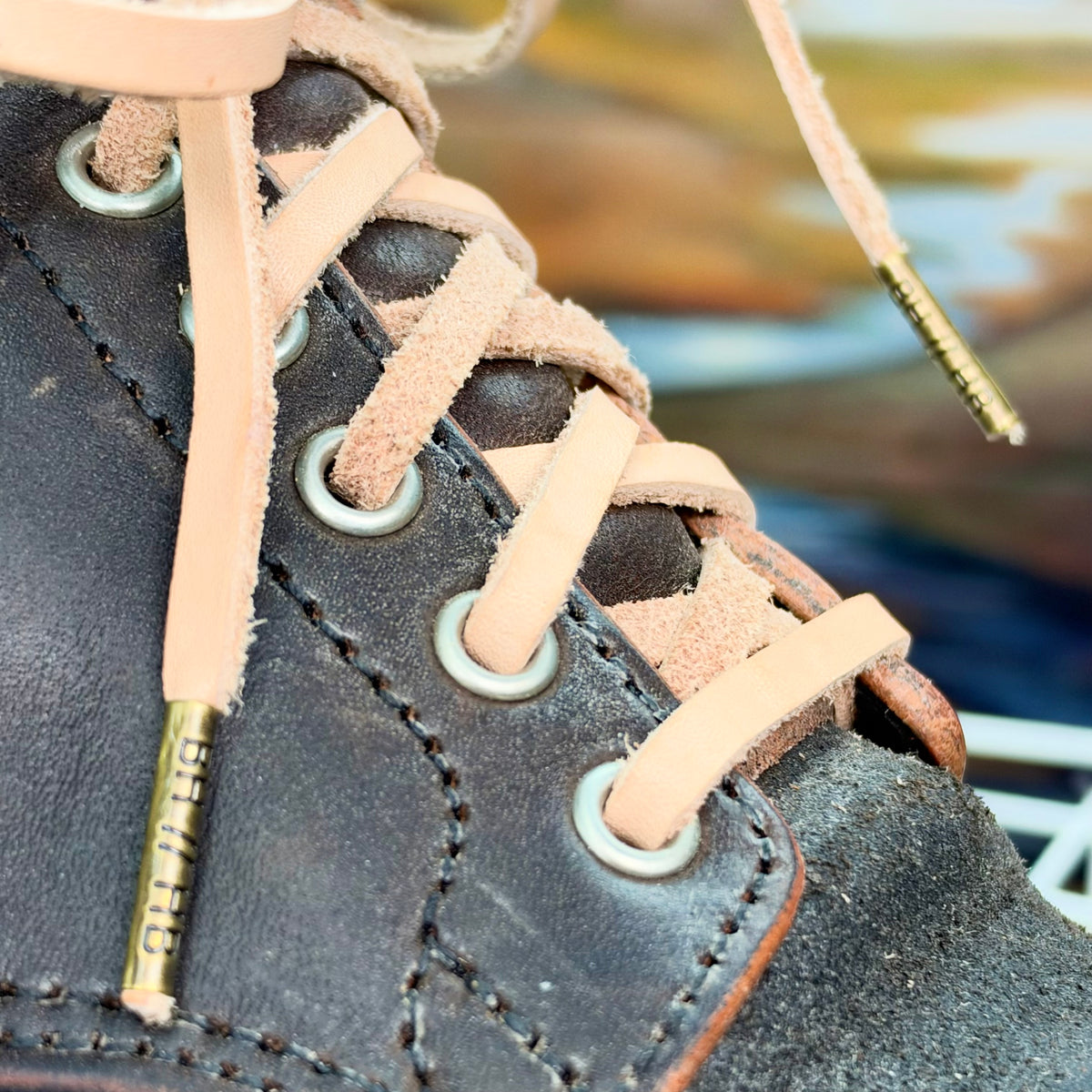 Leather flat lace