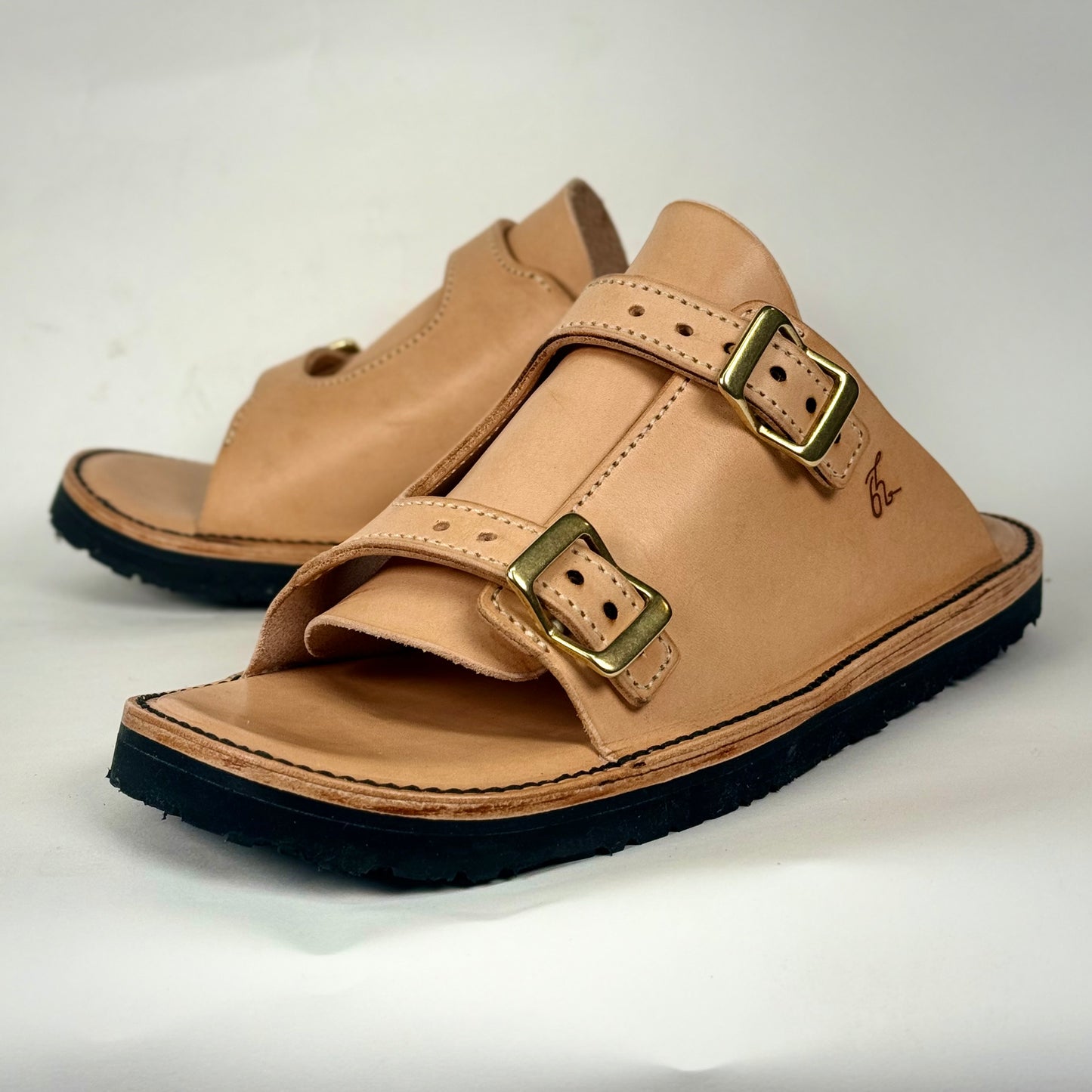 LakeSide Slide - Leather Sandal