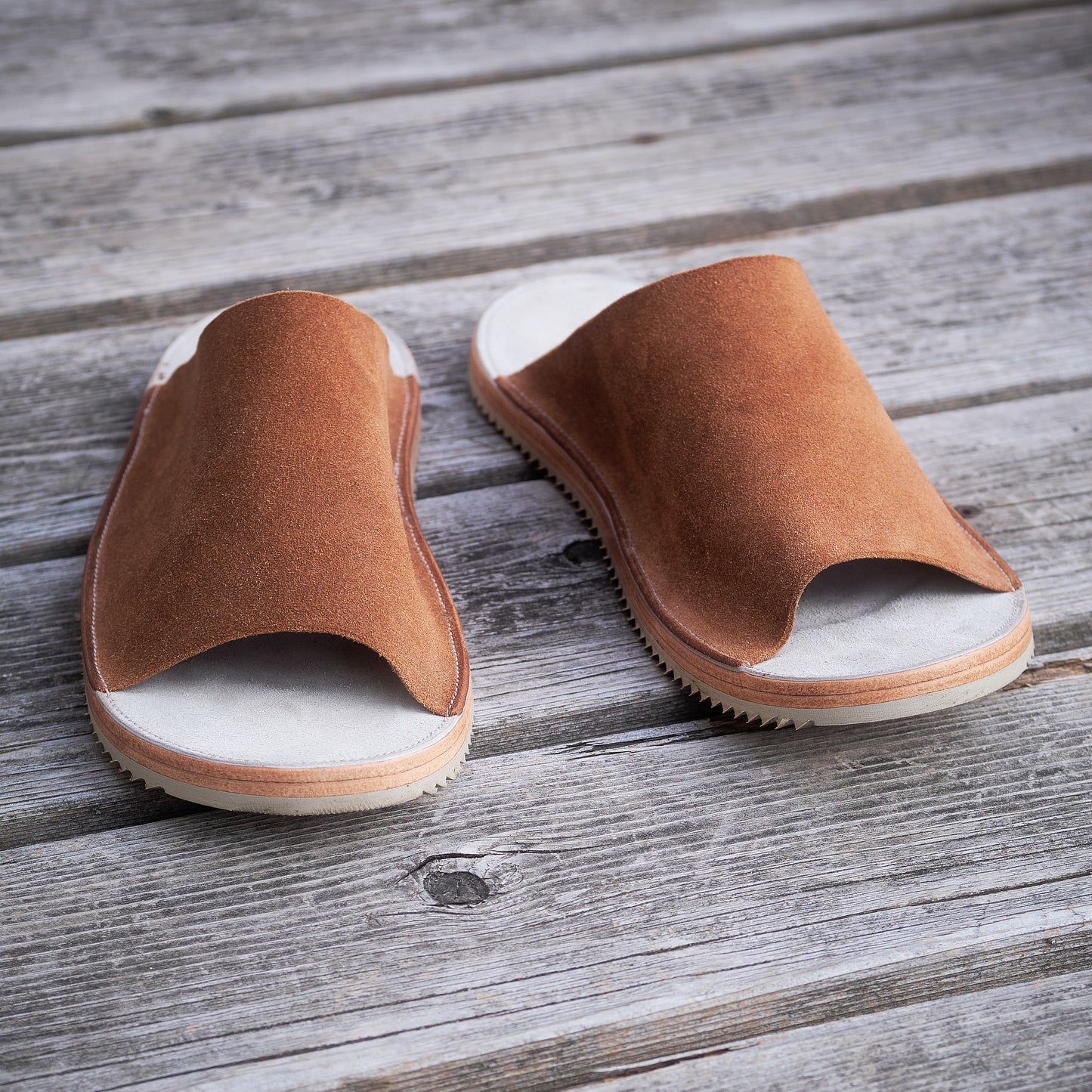 Leather Slip on Sandal 2023