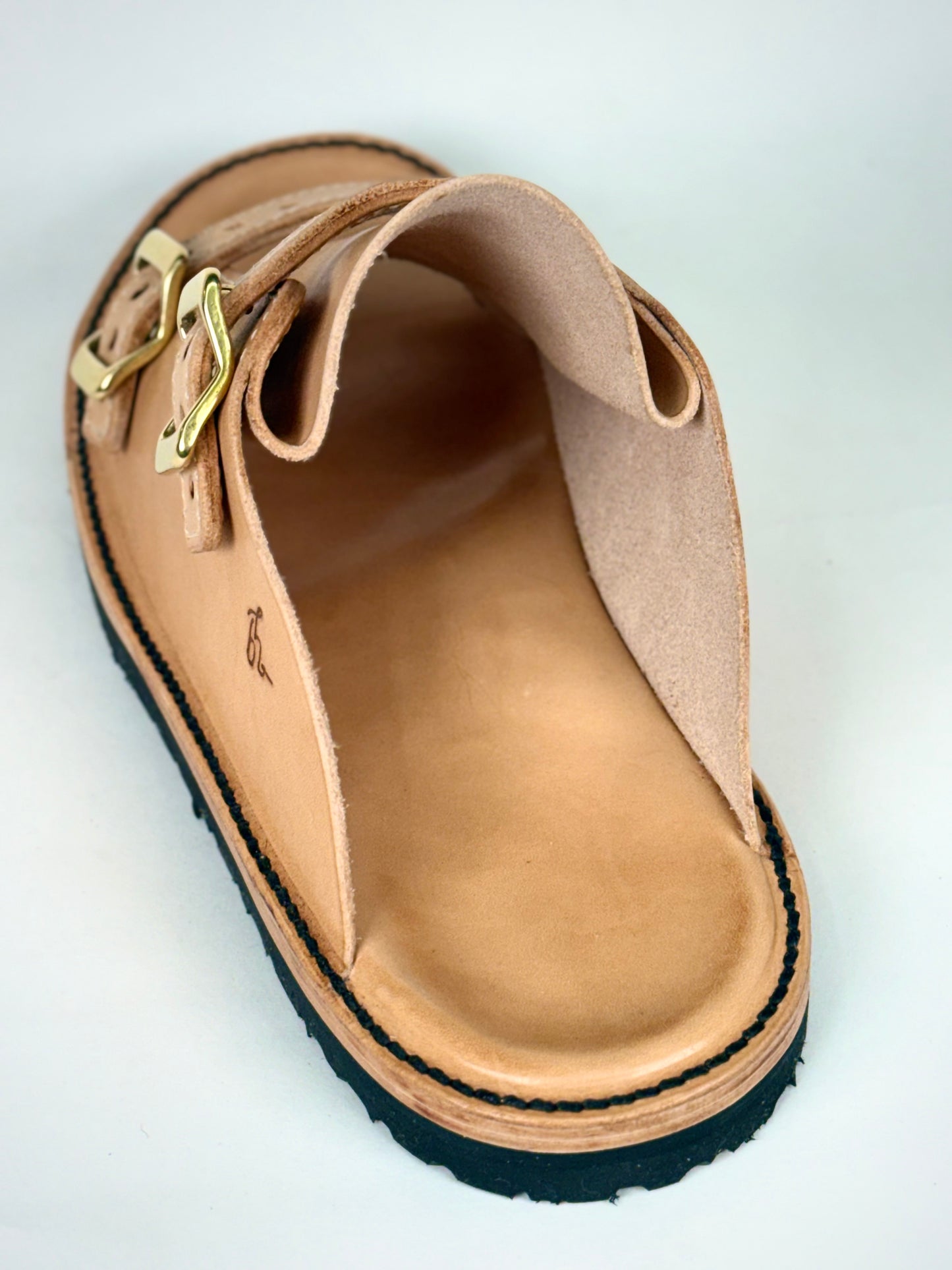 LakeSide Slide - Leather Sandal